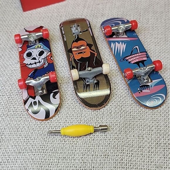 Tech Deck Ultimate Half Pipe Ramp Spin Master Plus Boards - Picture 10 of 10